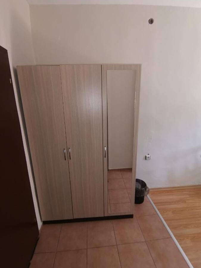 Kazlarov Guest House 키텐 외부 사진