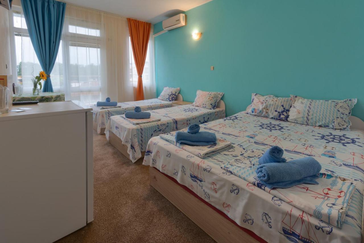 Kazlarov Guest House 키텐 외부 사진