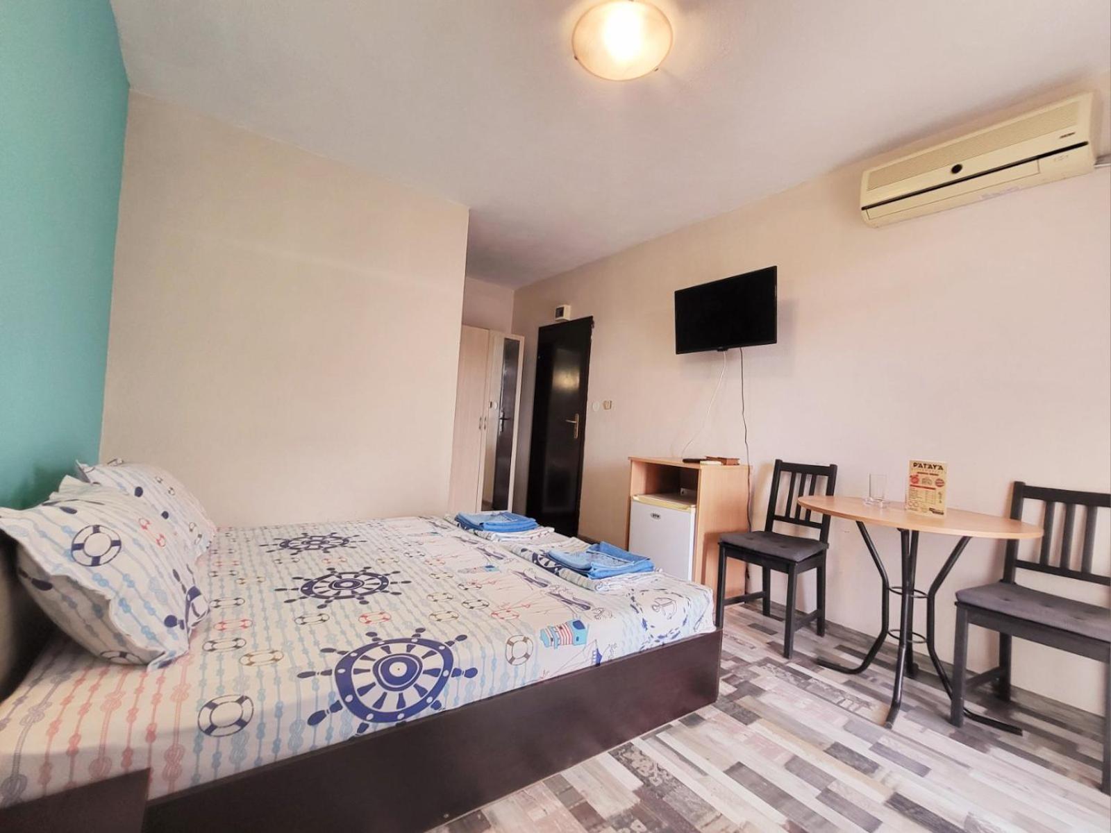 Kazlarov Guest House 키텐 외부 사진