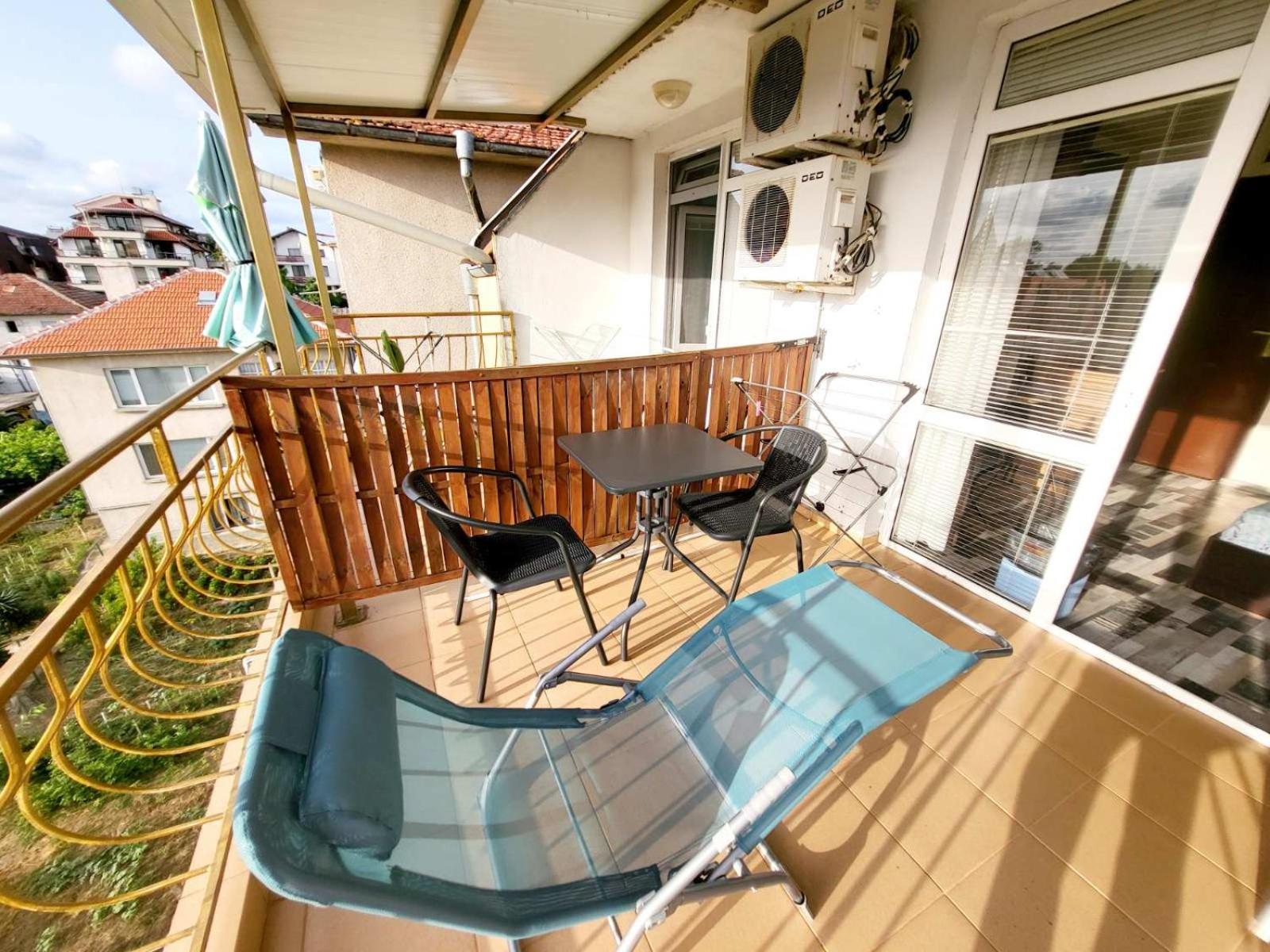 Kazlarov Guest House 키텐 외부 사진