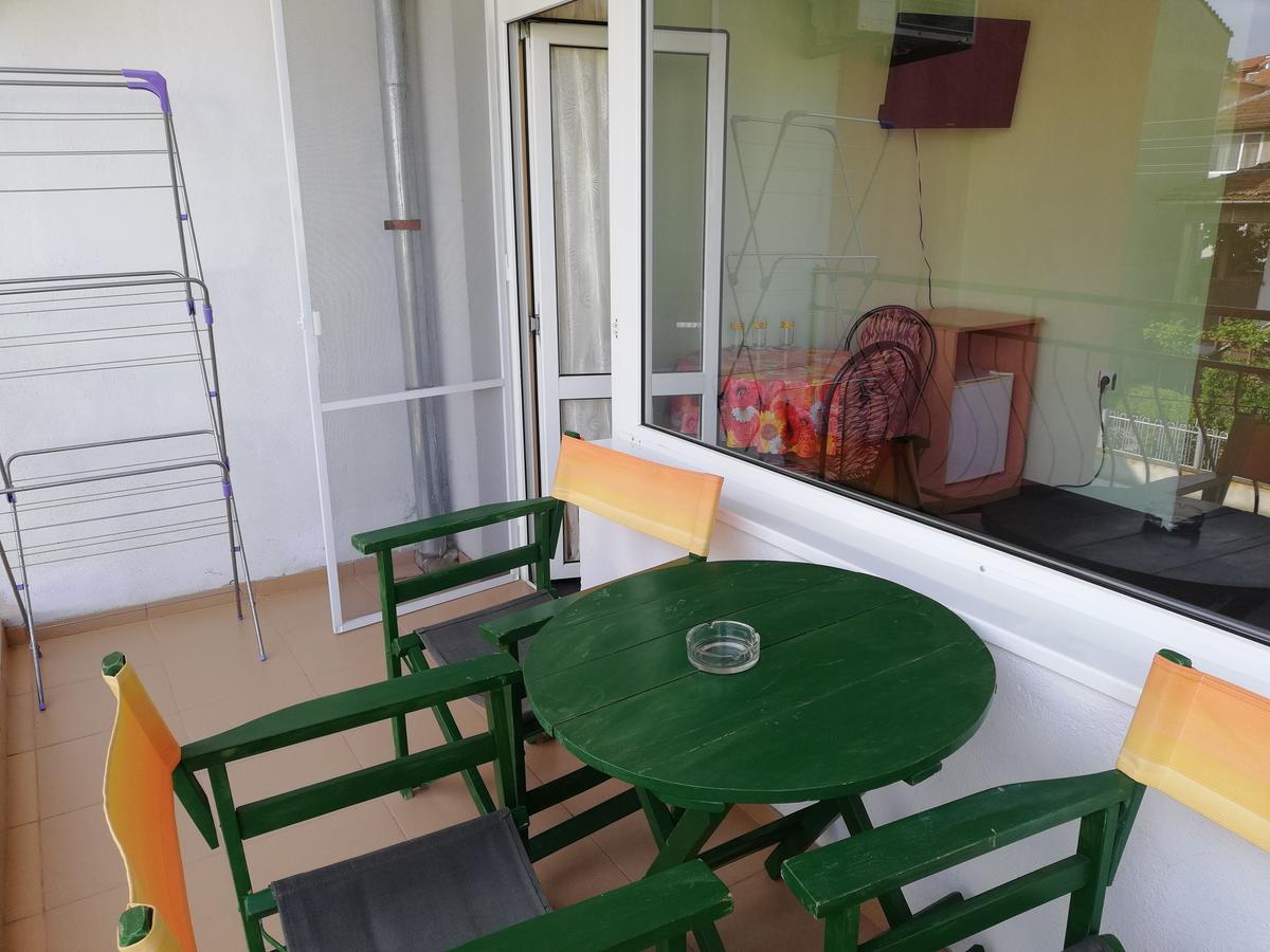 Kazlarov Guest House 키텐 외부 사진